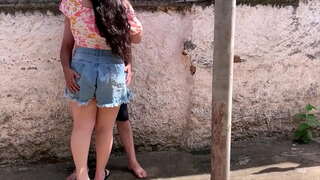 Mollig en mij en zuigen op de straat, aten mijn lul, en ging zitten om te genieten van een