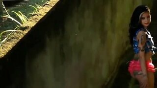 Lola Benvenutti Paparazzo