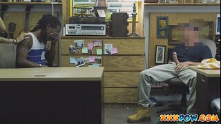 Pauper boyfriend vigilia sua GF questus capio!